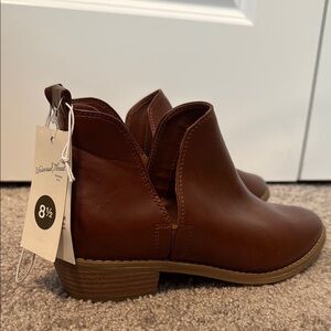 Universal Thread Brown Ankle Boots